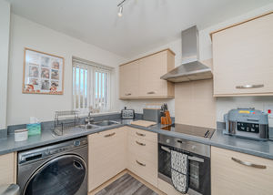 KITCHEN- click for photo gallery